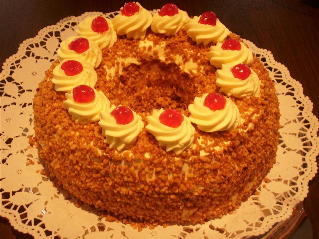 Frankfurter Kranz Nach Dr Regine Hildebrabdt — Rezepte Suchen